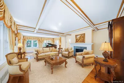 83 Dartmouth Street, Forest Hills, NY 11375 - Photo 7