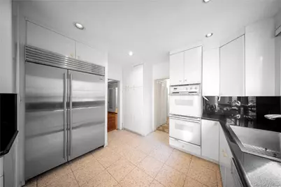 83 Dartmouth Street, Forest Hills, NY 11375 - Photo 15