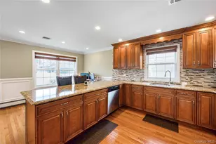 2758 Harvard Pl, Baldwin, NY 11510 - Photo 7