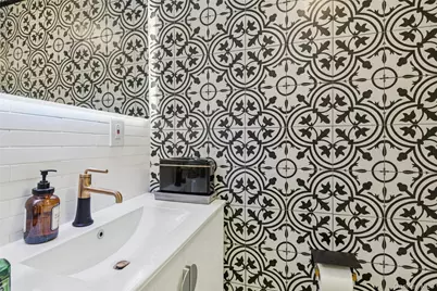 5 Valley Lane W, Woodmere, NY 11581 - Photo 11