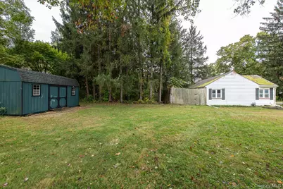 88 Buckingham Avenue, Poughkeepsie, NY 12601 - Photo 27