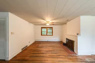 88 Buckingham Ave, Poughkeepsie, NY 12601 - Photo 7