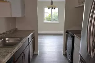 1601 Cherry Hill Dr, Poughkeepsie, NY 12603 - Photo 5