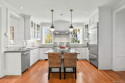 203 Corlies Avenue, Pelham, NY 10803 - Photo 11