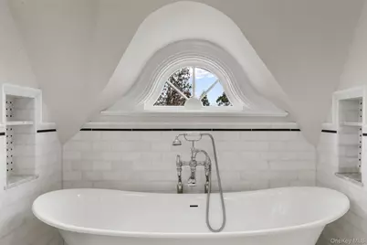 203 Corlies Avenue, Pelham, NY 10803 - Photo 21