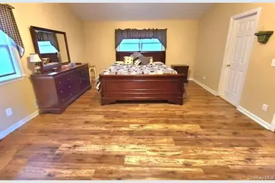 282 West Lane, Aquebogue, NY 11931 - Photo 15