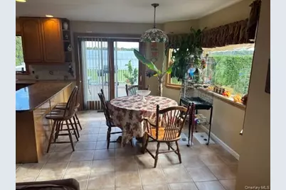 282 West Lane, Aquebogue, NY 11931 - Photo 11