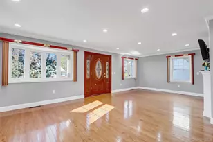 32 3rd Ave, New Hyde Park, NY 11040 - Photo 5