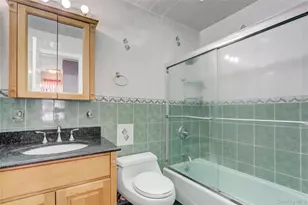 32 3rd Ave, New Hyde Park, NY 11040 - Photo 21