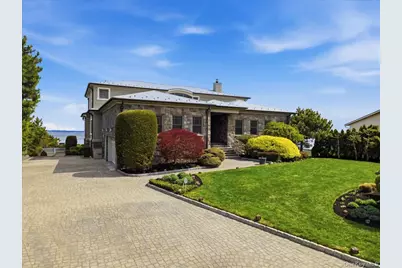135 Kensington Oval, New Rochelle, NY 10805 - Photo 3