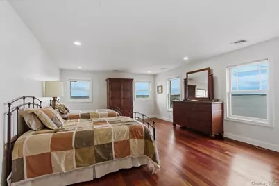 135 Kensington Oval, New Rochelle, NY 10805 - Photo 27
