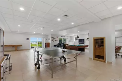 135 Kensington Oval, New Rochelle, NY 10805 - Photo 29