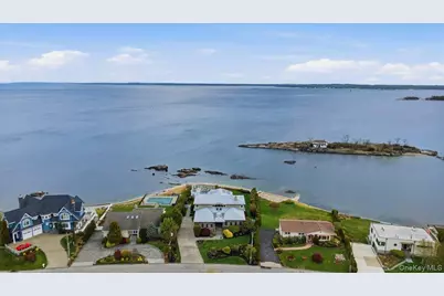 135 Kensington Oval, New Rochelle, NY 10805 - Photo 43