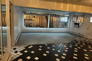 191 Acre Ln, Hicksville, NY 11801 - Photo 3