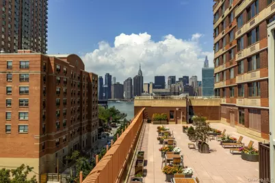 4-74 48th Avenue #3BB, Long Island City, NY 11109 - Photo 9