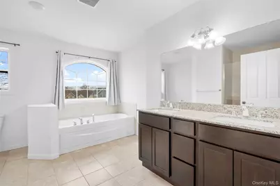 13 Hopkins Court, Washingtonville, NY 10992 - Photo 17