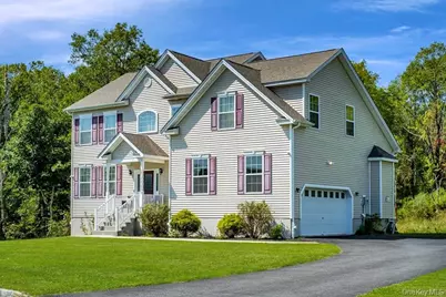 13 Hopkins Court, Washingtonville, NY 10992 - Photo 1