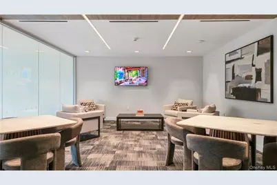 218 Middle Neck Road #207, Great Neck, NY 11021 - Photo 11