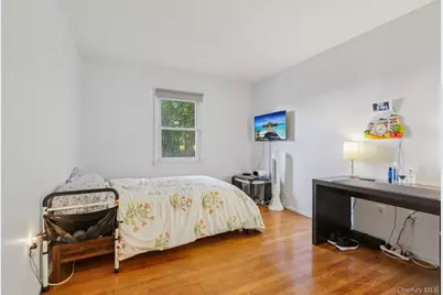 166 Park Hill Ave Yonkers, Yonkers, NY 10705 - Photo 19