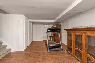 26 Cheshire Rd, Inwood, NY 11096 - Photo 15