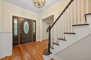 85 Violet Ave, Floral Park, NY 11001 - Photo 5