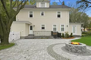 85 Violet Ave, Floral Park, NY 11001 - Photo 37