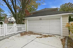 85 Violet Ave, Floral Park, NY 11001 - Photo 43