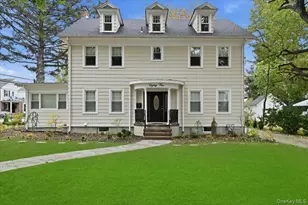 85 Violet Ave, Floral Park, NY 11001 - Photo 1