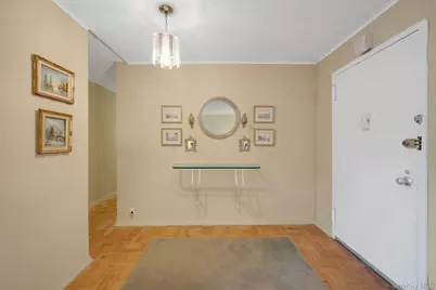 1200 Midland Avenue #8f, Bronxville, NY 10708 - Photo 5