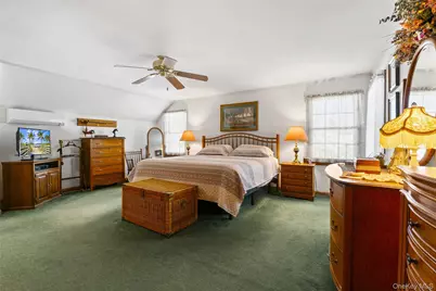 59 Linden Boulevard, Hicksville, NY 11801 - Photo 17