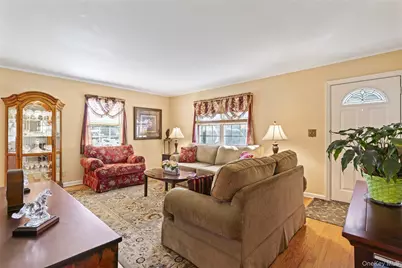 59 Linden Boulevard, Hicksville, NY 11801 - Photo 13