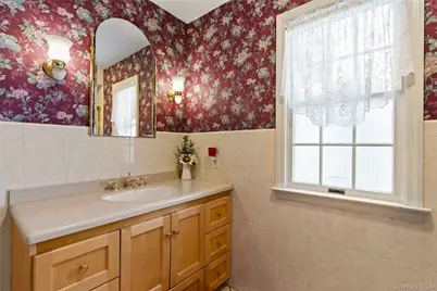 59 Linden Boulevard, Hicksville, NY 11801 - Photo 25