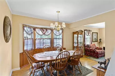 59 Linden Boulevard, Hicksville, NY 11801 - Photo 9