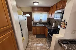 230-27 148th Ave, Springfield Gardens, NY 11413 - Photo 5