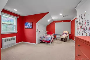 1339 E Boxwood Dr E, Hewlett, NY 11557 - Photo 17