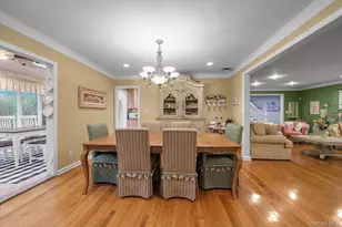 1339 E Boxwood Dr E, Hewlett, NY 11557 - Photo 7