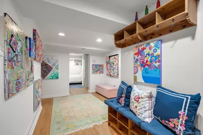 1339 E Boxwood Drive E, Hewlett, NY 11557 - Photo 23