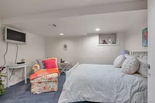 1339 E Boxwood Dr E, Hewlett, NY 11557 - Photo 21