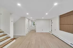 246 Woodlawn Ave, Saint James, NY 11780 - Photo 11