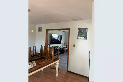 60 New Hampshire Avenue, Bay Shore, NY 11706 - Photo 13