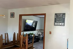 60 New Hampshire Ave, Bay Shore, NY 11706 - Photo 13