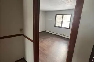 60 New Hampshire Ave, Bay Shore, NY 11706 - Photo 21