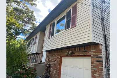 60 New Hampshire Avenue, Bay Shore, NY 11706 - Photo 3