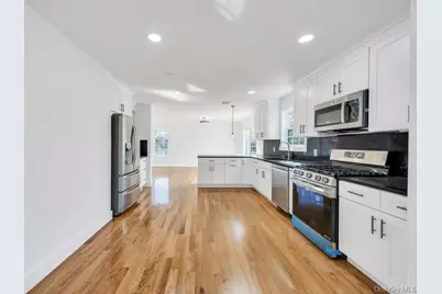 322 Miller Avenue, Freeport, NY 11520 - Photo 21