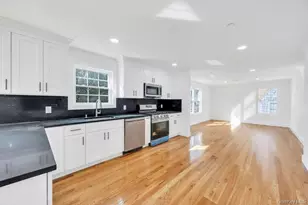 322 Miller Ave, Freeport, NY 11520 - Photo 19