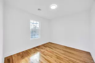 322 Miller Ave, Freeport, NY 11520 - Photo 37