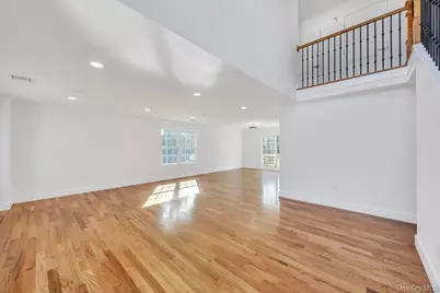 322 Miller Avenue, Freeport, NY 11520 - Photo 11