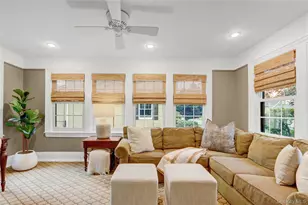 29 Brixton Rd, Garden City, NY 11530 - Photo 7