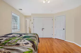 11582 237th St, Elmont, NY 11003 - Photo 21