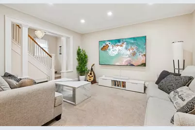 257 Bryant Avenue, Floral Park, NY 11001 - Photo 5